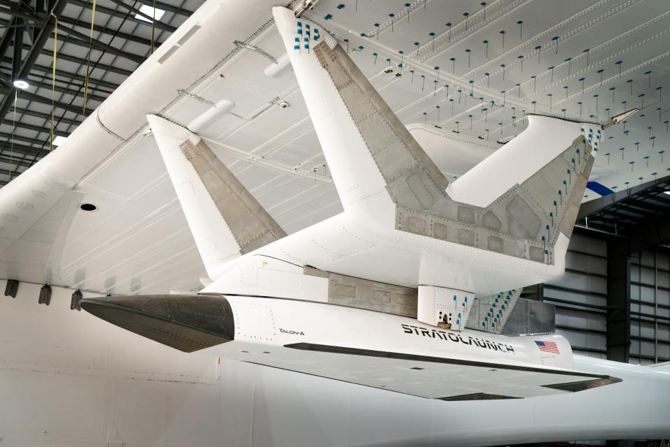 The Talon-A separation test vehicle, TA-0, mated to the Roc carrier aircraft. <em>Stratolaunch</em>