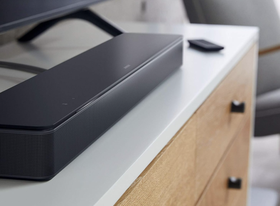 Am Cyber Monday ist die Soundbar von Bose so günstig wie noch nie. (Bild: Bose)