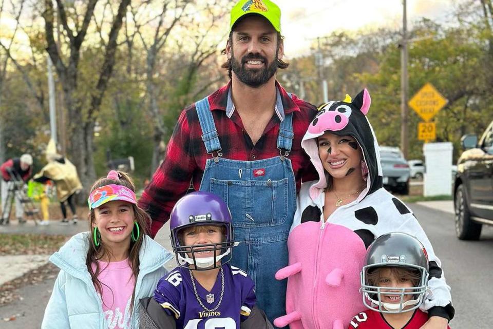 <p>Jessie James Decker/Instagram</p> Eric Decker, Jessie James Decker and family celebrate Halloween