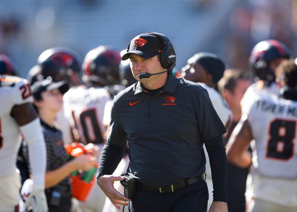 Oregon State Beavers head coach Jonathan Smith against the Arizona State Sun Devils at Sun Devil Stadium in November 2022 in Tempe, Arizona.