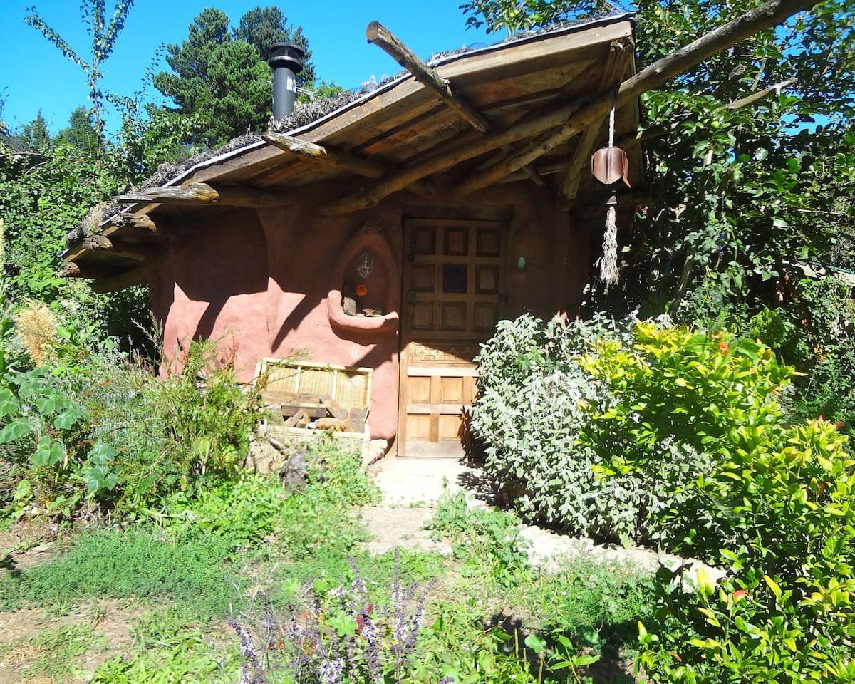 Mud Hut with Bridge View in Portland, Oregon