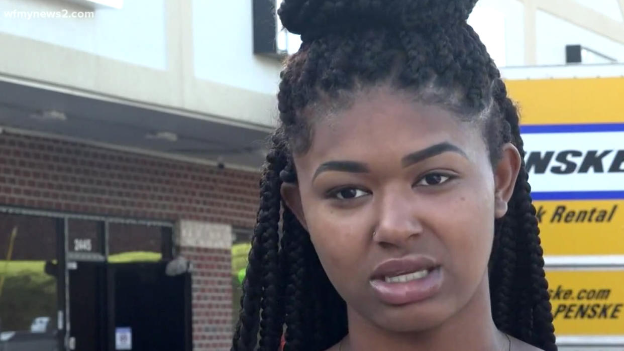 <span>Myasia Nelson says a Domino’s employee wrote a racial slur on her food order. </span>(Photo: wfmynews2.com)