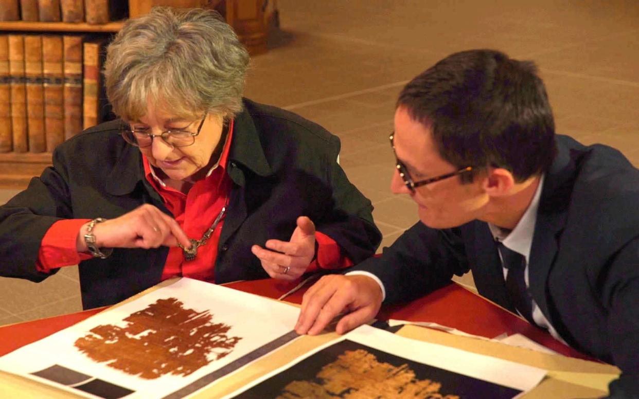 Annie Bélis translated the words and musical notations on the ancient Greek papyrus of Medea