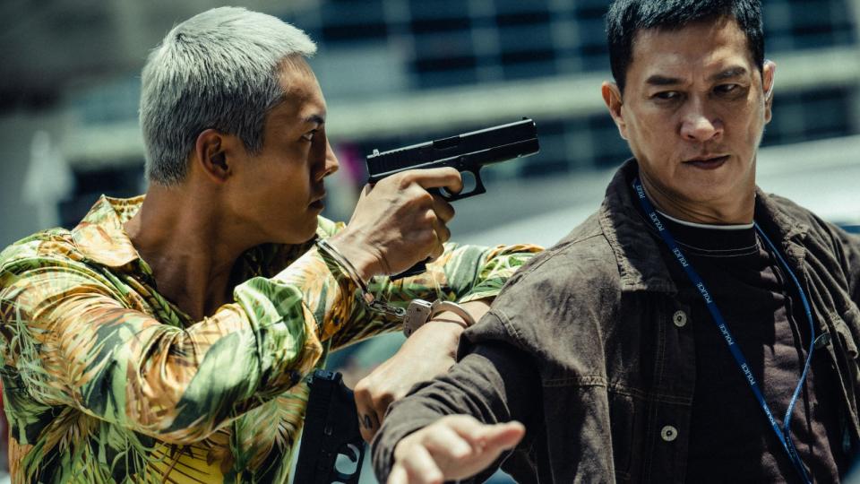陳偉霆（左）在《爆裂點》中和張家輝有許多精采對手戲。華映娛樂提供