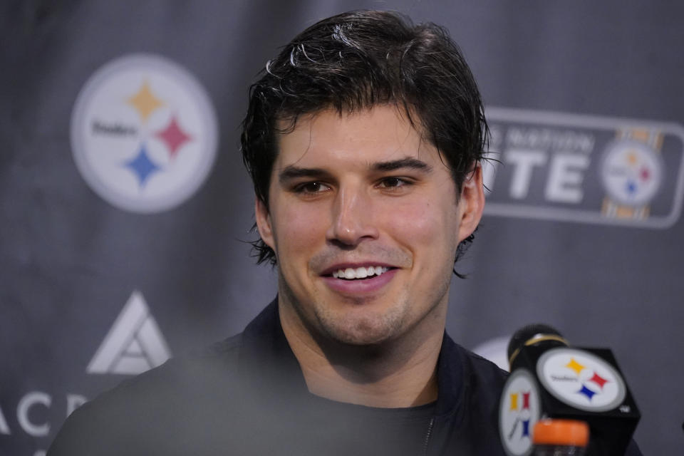 Pittsburgh Steelers quarterback Mason Rudolph (2) speaks during a news conference after an NFL football game against the Cincinnati Bengals, Saturday, Dec. 23, 2023, in Pittsburgh. The Steelers won 34-11. (AP Photo/Gene J. Puskar)