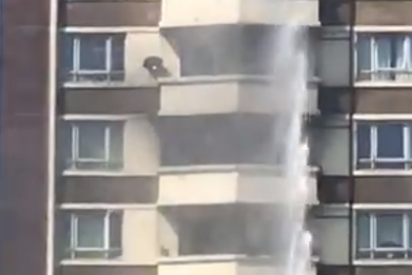 Finsbury Park fire: Smoke billows into sky as firefighters tackle blaze at tower block in north London