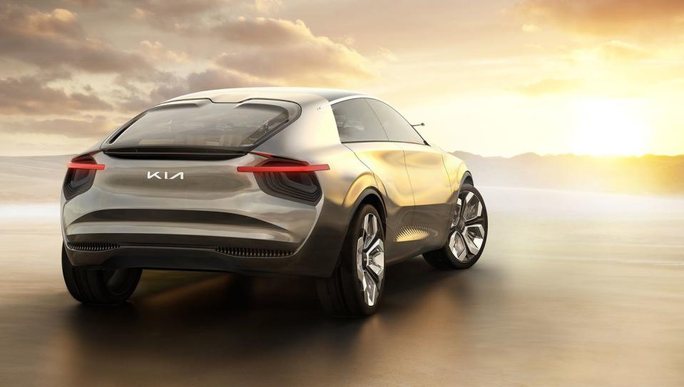 <p>In lieu of traditional crossover-like lower body cladding, Kia has gone with an altogether different surfacing solution. The Imagine has a rippling effect stamped into the metal on the lower front bumper and bottom half of the door skins, and none of the "ruches" are the same in length and angle.</p>