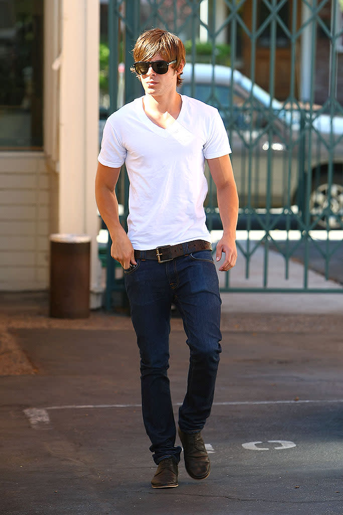 Efron Zac Leaving Lunch