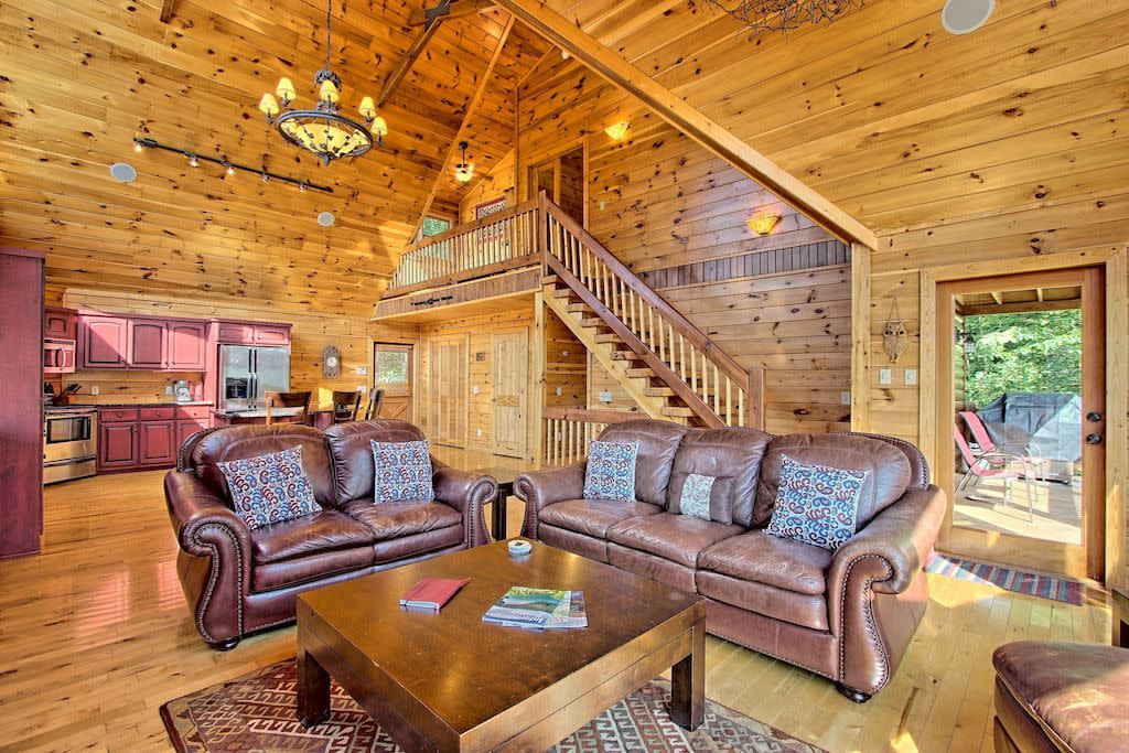 Fannin County Mountain Cabin: More