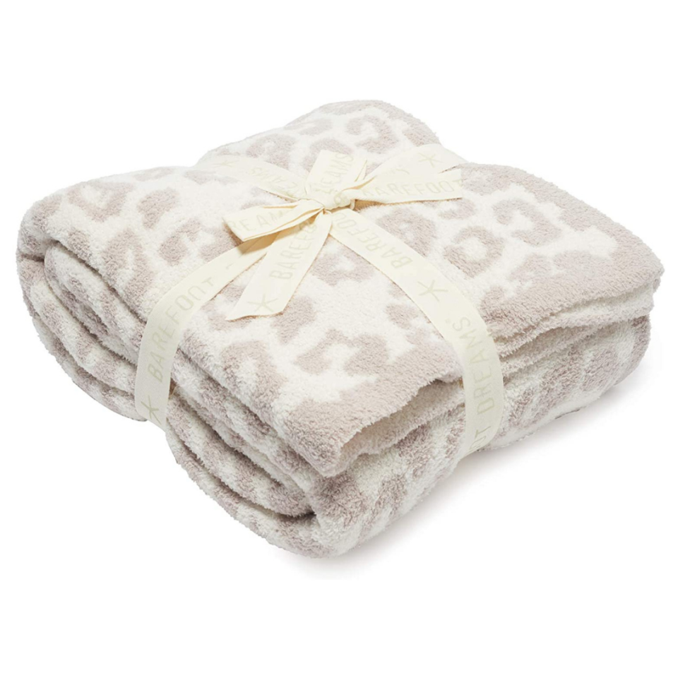 3) Barefoot Dreams CozyChic Throw