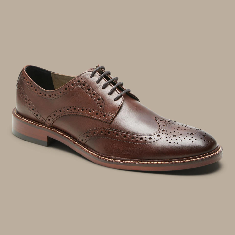 brogue leather oxford shoes, wedding outfits for men