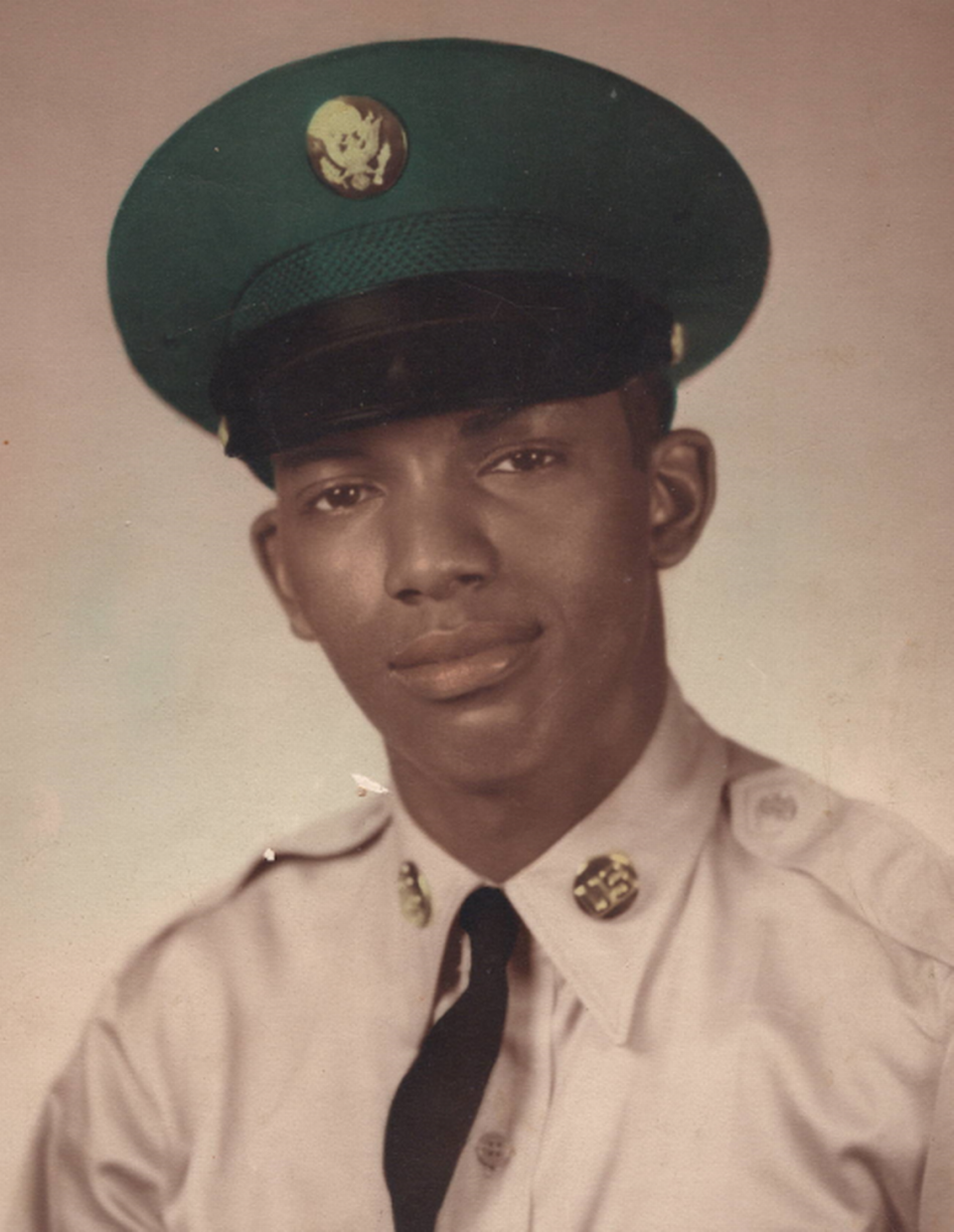 Clarence Robinson, Army veteran and father, died Sept. 9 at age 77.
