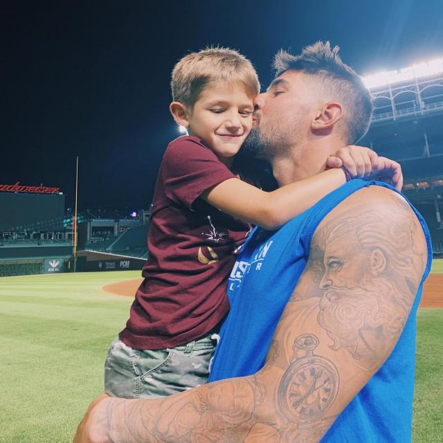 Nick Castellanos enjoys playoffs with son Liam