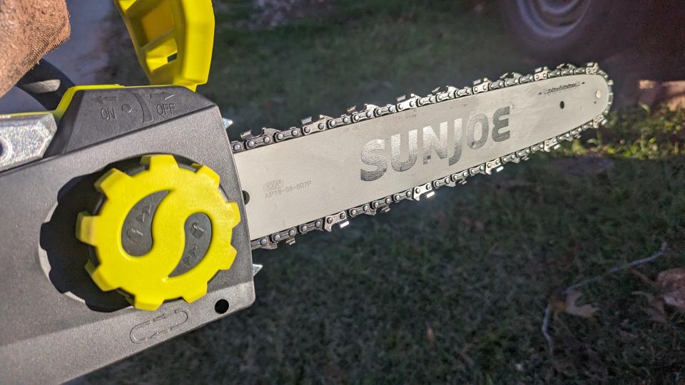 Image showing the Sun Joe 24V-X2-CS16 48-Volt IONMAX Cordless Chain Saw blade