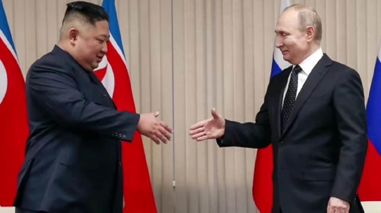 North Korean leader Kim Jong Un (left) and his Russian counterpart Vladimir Putin (right). Photo: Kremlin-aligned Russian news agency TASS