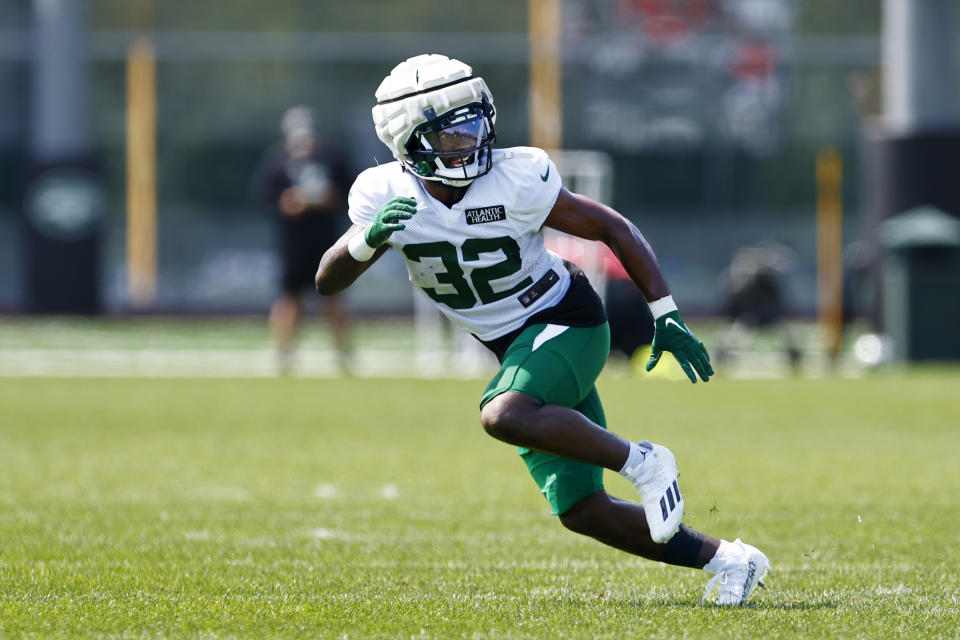 FLORHAM PARK, NJ - JULY 26: Michael Carter running #32 of the New York Jets during training camp at Atlantic Health Jets Training Center on July 26, 2023 in FLORHAM PARK, New Jersey.  (Photo by Rich Schultz/Getty Images)