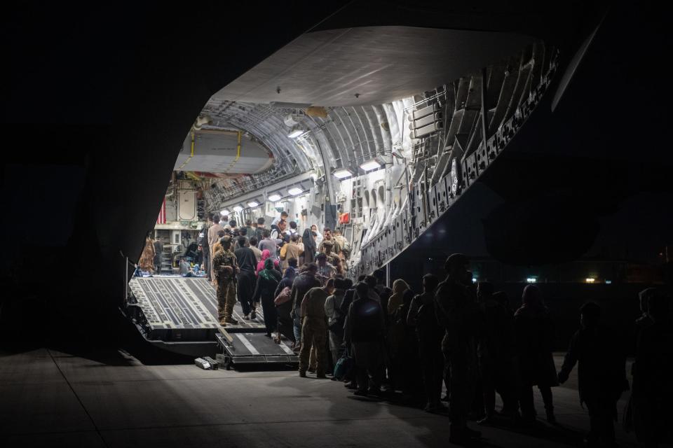 Afghanistan evacuation C-17