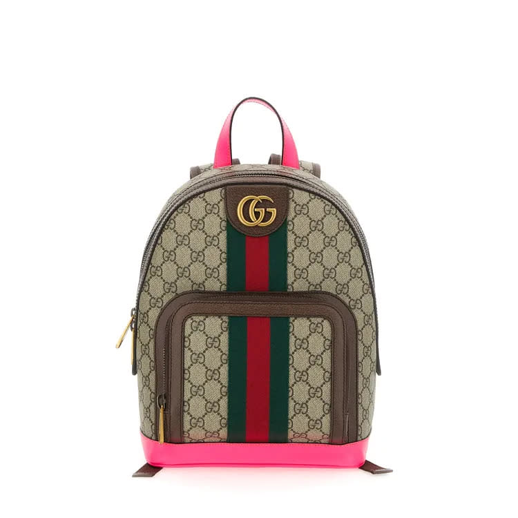GUCCI OPHIDIA螢光粉飾帶小後背包，6萬400元。品牌提供