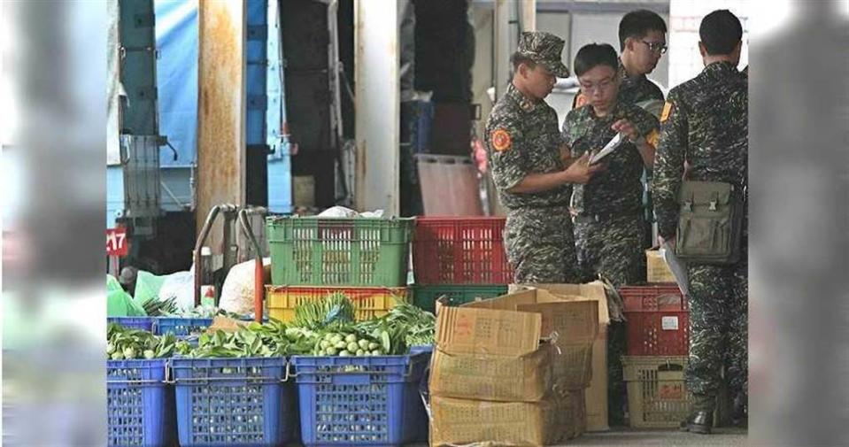 軍中一向重視官兵伙食，近日卻驚傳離島阿兵哥21天沒肉吃的爆料。（示意圖與本新聞無關／報系資料照）