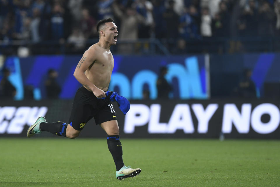 Inter Milan's Lautaro Martinez celebrates after his team won the Italian Super Cup final soccer match between Inter Milan and Napoli at Al Awwal Park Stadium in Riyadh, Saudi Arabia, Monday, Jan. 22, 2024. (AP Photo)