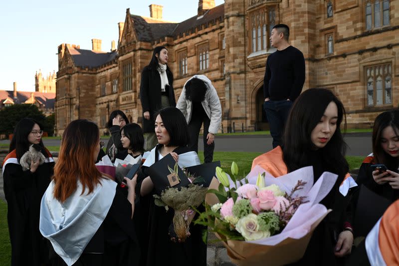 The Wider Image: Chinese students in Australia head home as coronavirus upends study