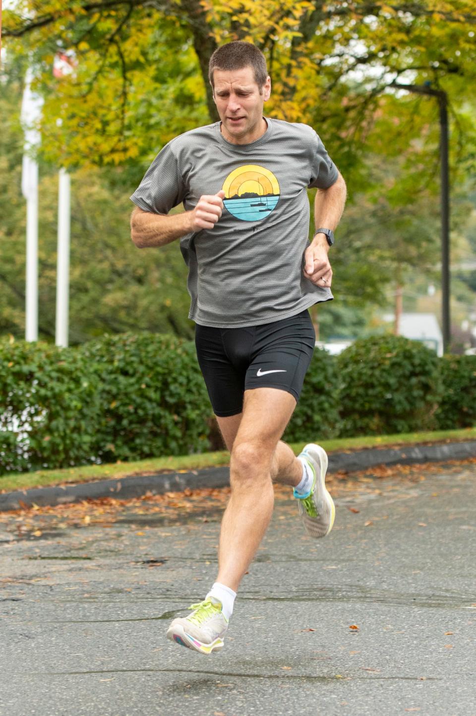 Holden resident Iain Ridgway chalked up another road racing victory, this time at the Hyannis Marathon earlier this month.