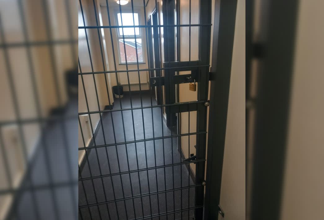 "Cages" are being used at a secondary school in Coventry. (Reach)