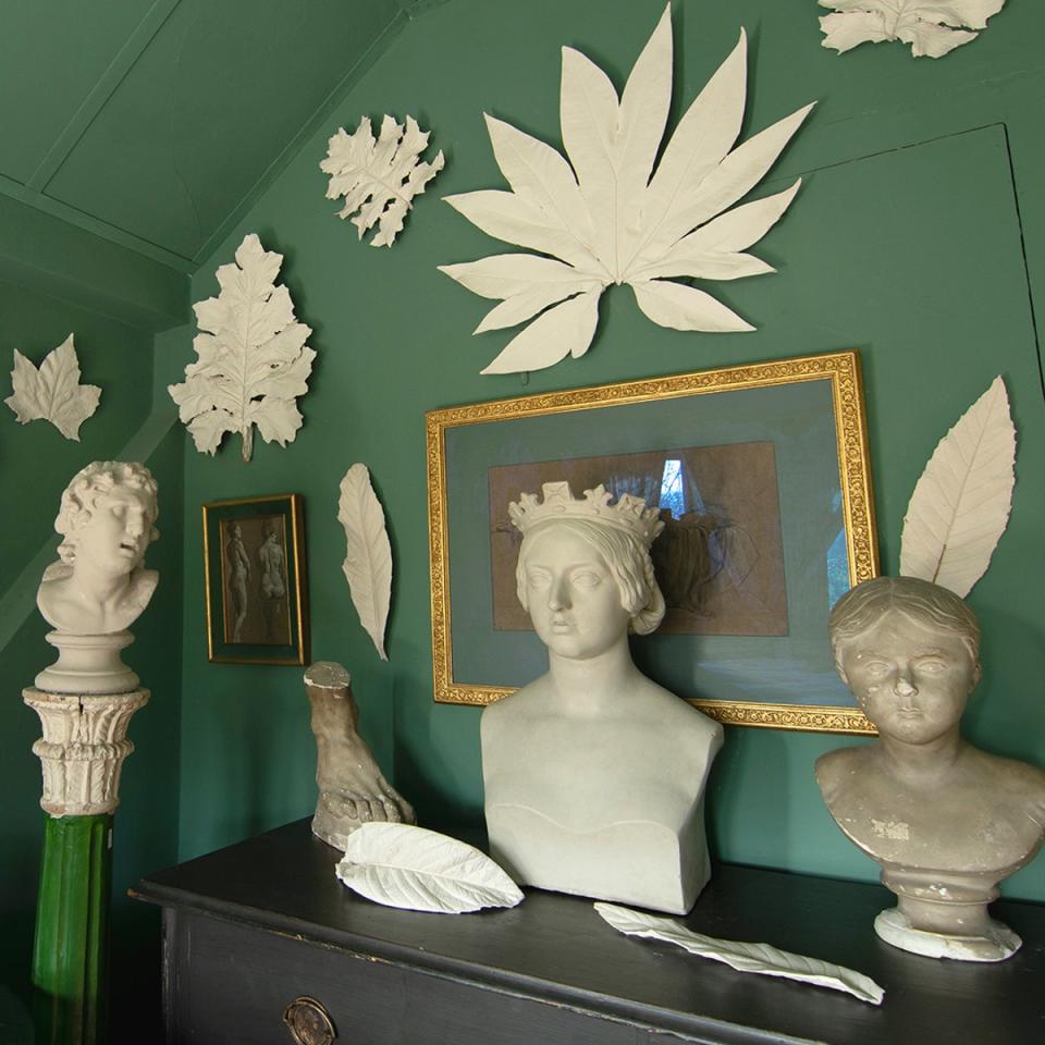 Hone’s arrangement of his plaster fauna, busts and sculptures in his bedroom (Lay’s Auctioneers)