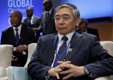 Governor of the Bank of Japan Haruhiko Kuroda attends IMFC plenary during the IMF/World Bank annual meetings in Washington, U.S., October 8, 2016. REUTERS/Yuri Gripas