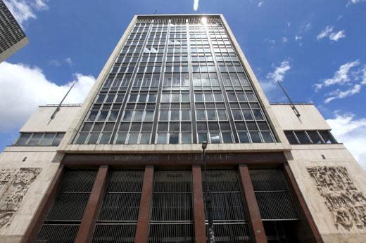 Foto de archivo. Vista general del edifcio sede del Banco Central de Colombia, en Bogotá