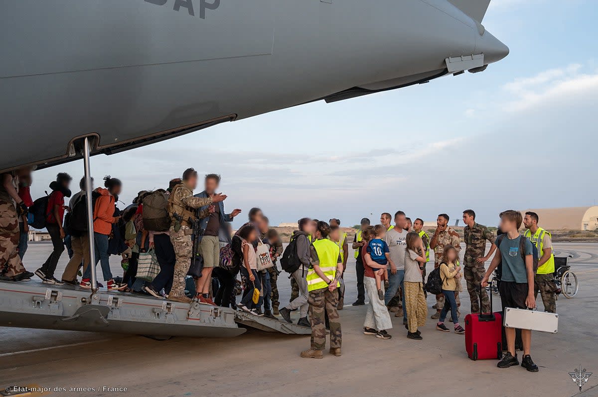 A hundred French nationals and other nationalities have already been evacuated from Sudan by France and another hundred are expected to follow (Etat Major des ArmÃ©es/AFP via Ge)