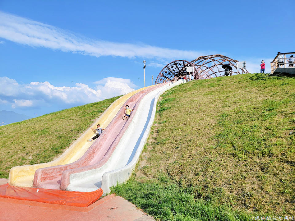 新北｜八里十三行文化公園 兒童遊戲場