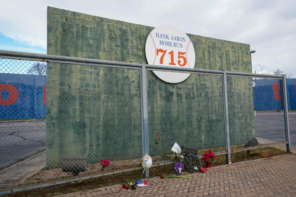 Jan 22, 2021; Atlanta, Georgia, USA; Scenes from the 715 Wall site of Hank Aaron’s historic home run on the former grounds of Fulton County Stadium a previous home of the Atlanta Braves. Mandatory Credit: Dale Zanine-USA TODAY Sports