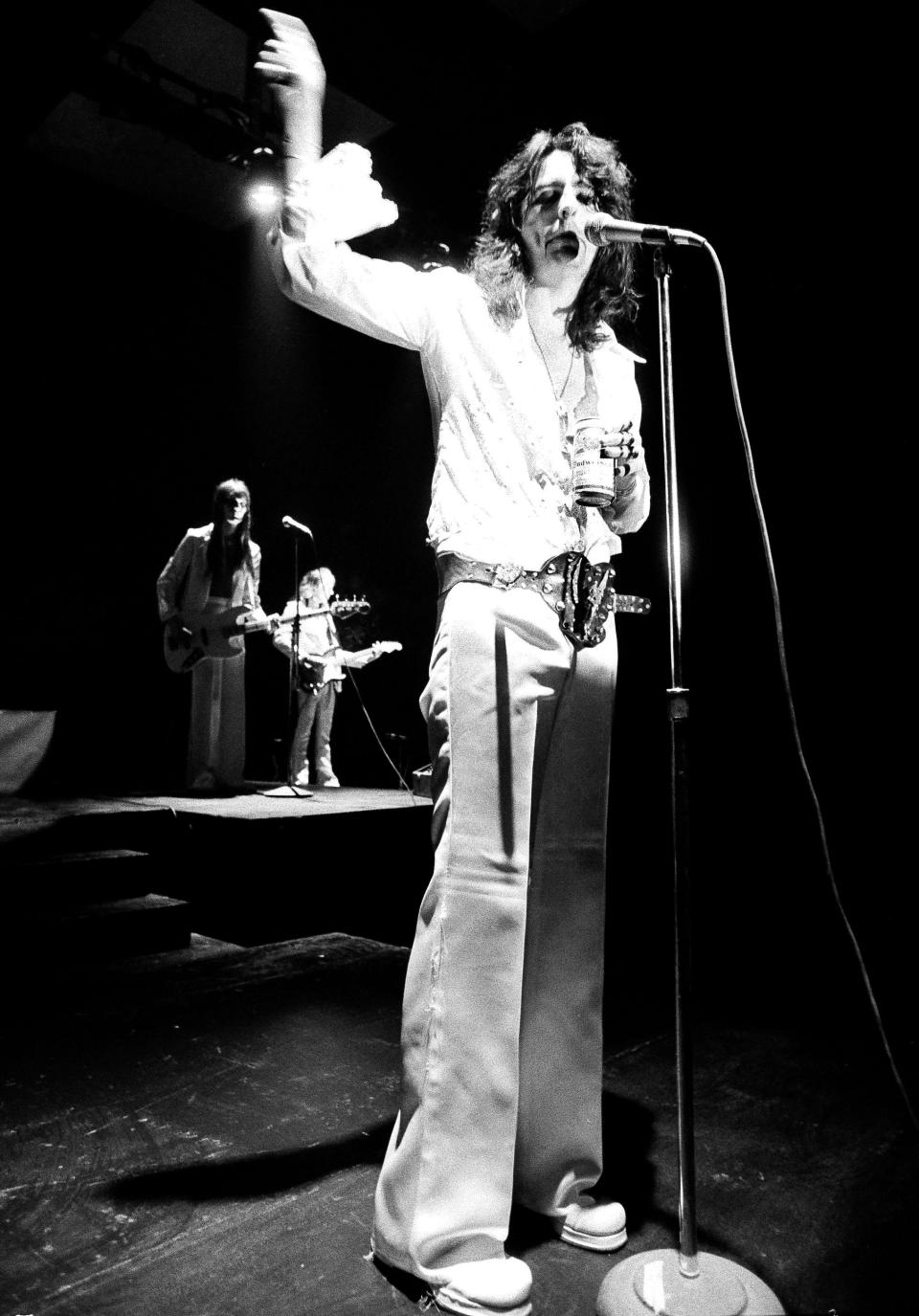 Rock star Alice Cooper is pictured rehearsing with his band at 151 Bank Street in New York, Feb. 16, 1973. (AP Photo/Ron Frehm)