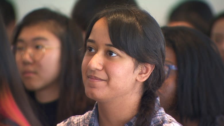 'I want to make a change and help out': high school students explore their interest in medicine