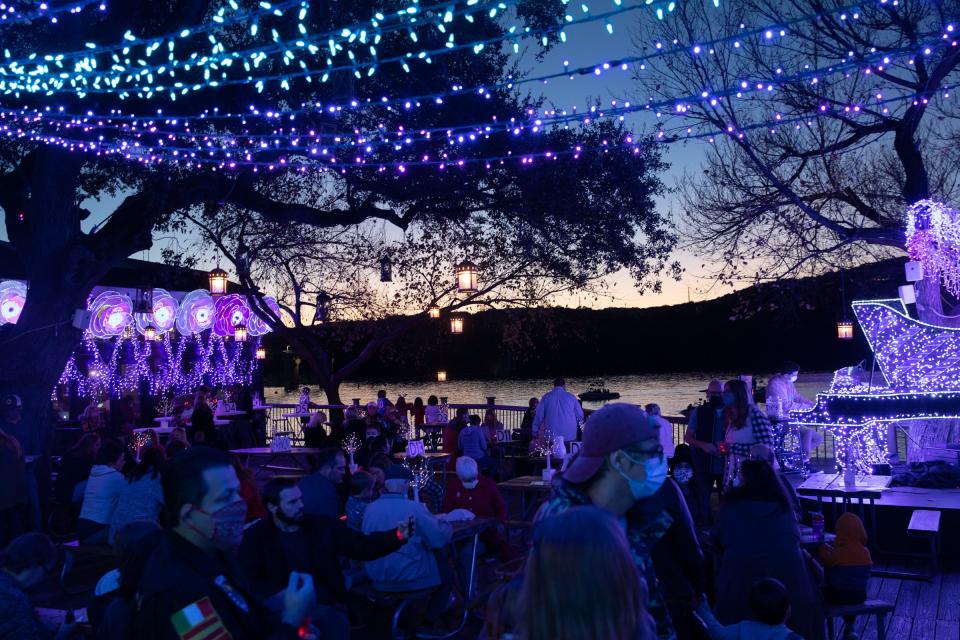 See the sparkle by the lake at Mozart's Christmas Light Show.