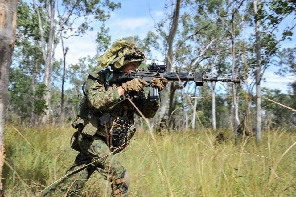 ▲日本防衛省將花10億日圓逐步汰換89式步槍。（圖／日本陸上自衛隊）