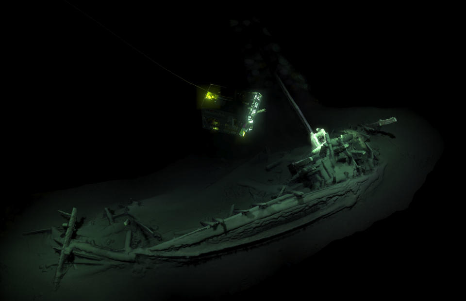 The shipwreck has been carbon dated to 400BC (Image: MAP)