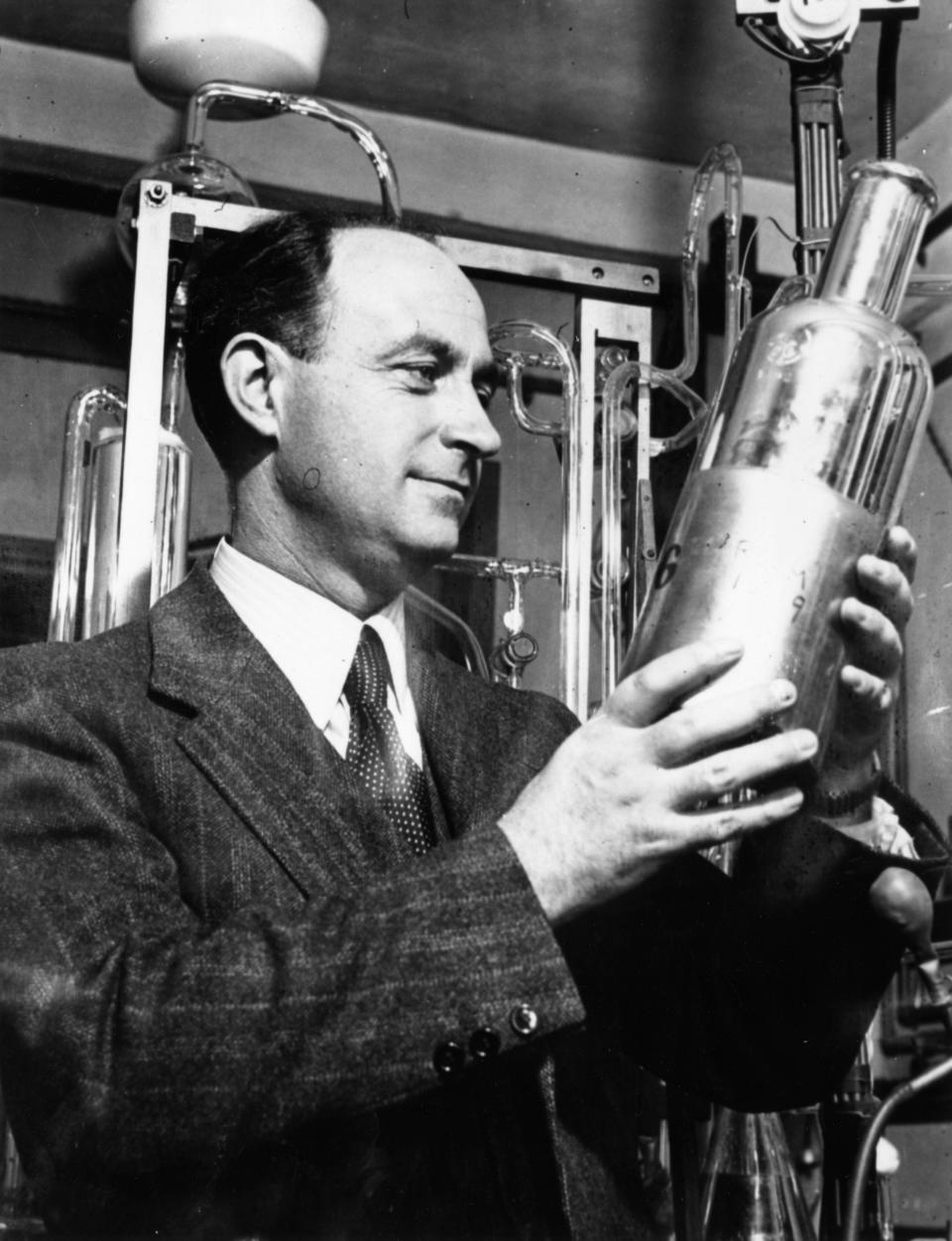 Enrico Fermi in a laboratory at Columbia University