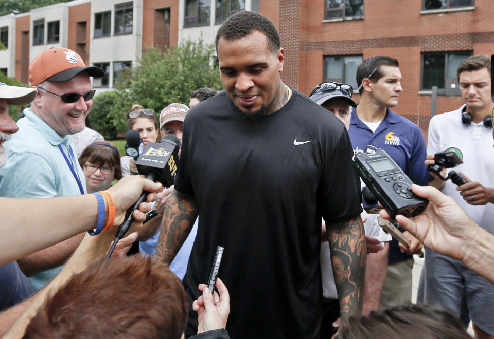 Pittsburgh Steelers center Maurkice Pouncey was the team's Walter Payton Man of the Year nominee. (AP Photo/Keith Srakocic)