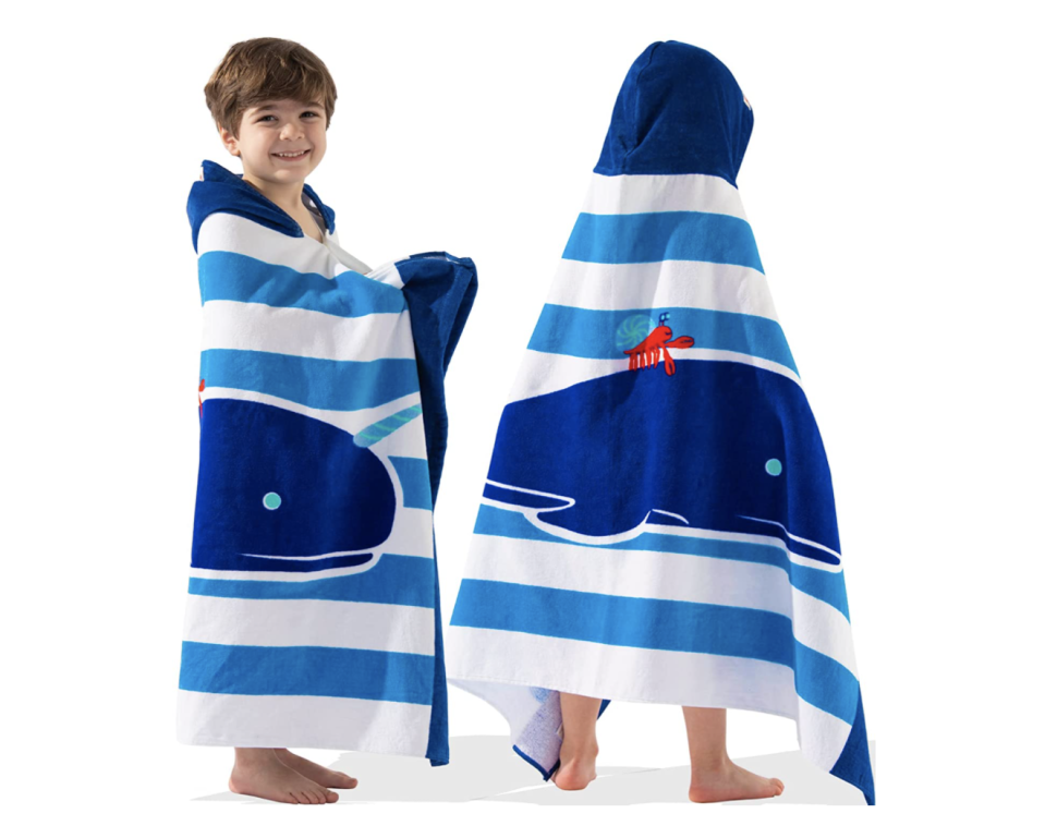 8) Beach Bath Towel with Hood for Kids