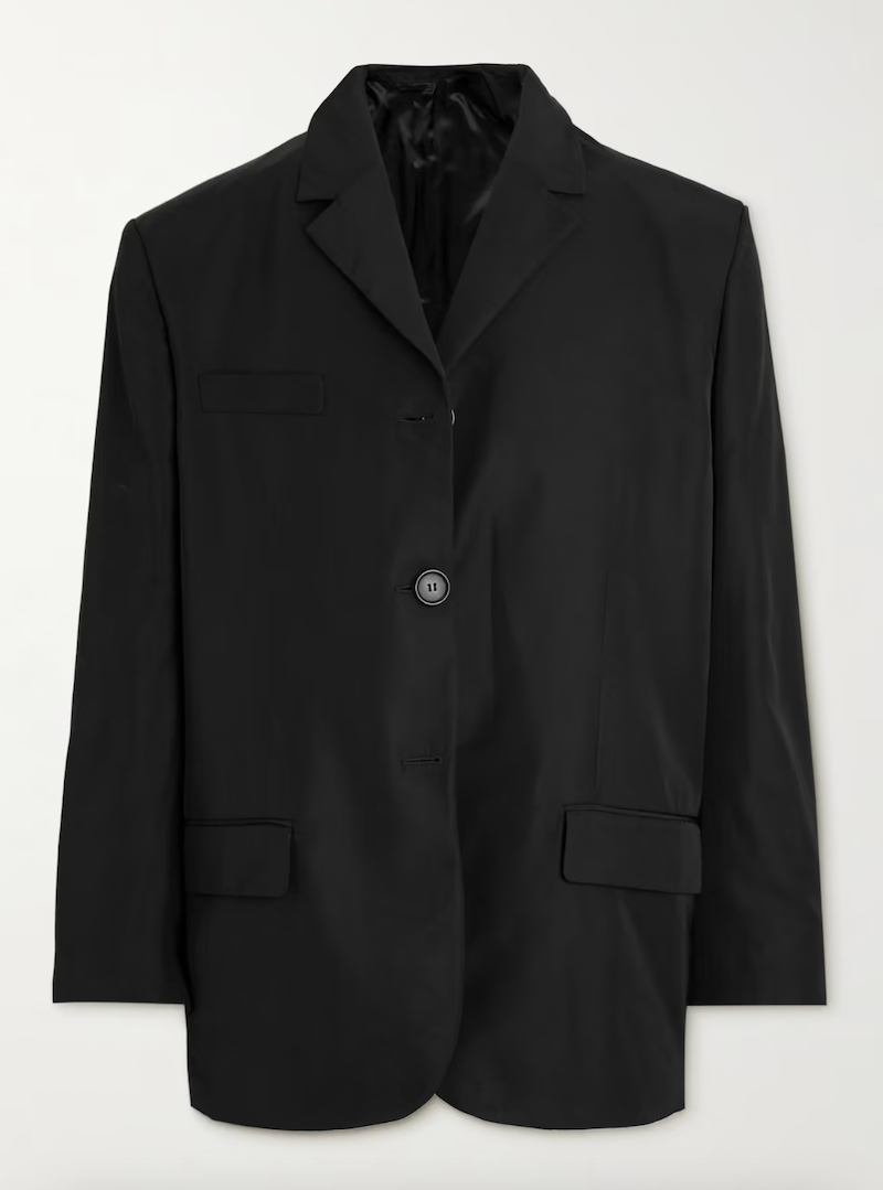 <p>Juylio Unstructured Faille Blazer</p><p>Mr Porter</p><p>$480.00</p><p><a href="https://go.redirectingat.com?id=74968X1596630&url=https%3A%2F%2Fwww.mrporter.com%2Fen-us%2Fmens%2Fproduct%2Facne-studios%2Fclothing%2Fsingle-breasted-blazers%2Fjuylio-unstructured-faille-blazer%2F43769801097671219%3Fcm_mmc%3DGoogle-ProductSearch-US--c-_-MRP_EN_NY_PLA-_-MRP%2B-%2BNY%2B-%2BGS%2B-%2BSSC%2B-%2BTier%2B2%2BPerformers--Ad%2Bgroup_AM%26gclid%3DCjwKCAiAzp6eBhByEiwA_gGq5LzAt3LdPErP6UQyMWPUgsn4kvwfBn5_iflvXTkE0XzItHFeo3yyBBoCR8YQAvD_BwE%26gclsrc%3Daw.ds&sref=https%3A%2F%2Fwww.esquire.com%2Fstyle%2Fmens-fashion%2Fa42559217%2Foversized-suits-trend-2023%2F" rel="nofollow noopener" target="_blank" data-ylk="slk:Shop Now;elm:context_link;itc:0;sec:content-canvas" class="link ">Shop Now</a></p><span class="copyright">Mr Porter</span>