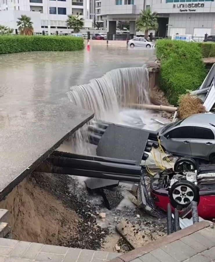 Heavy rain is an unusual event in the desert country