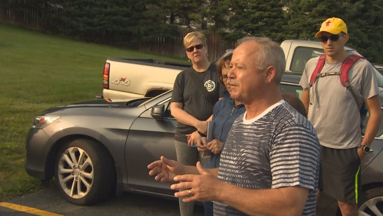 Volunteers comb Mount Pearl's trails in search of missing man