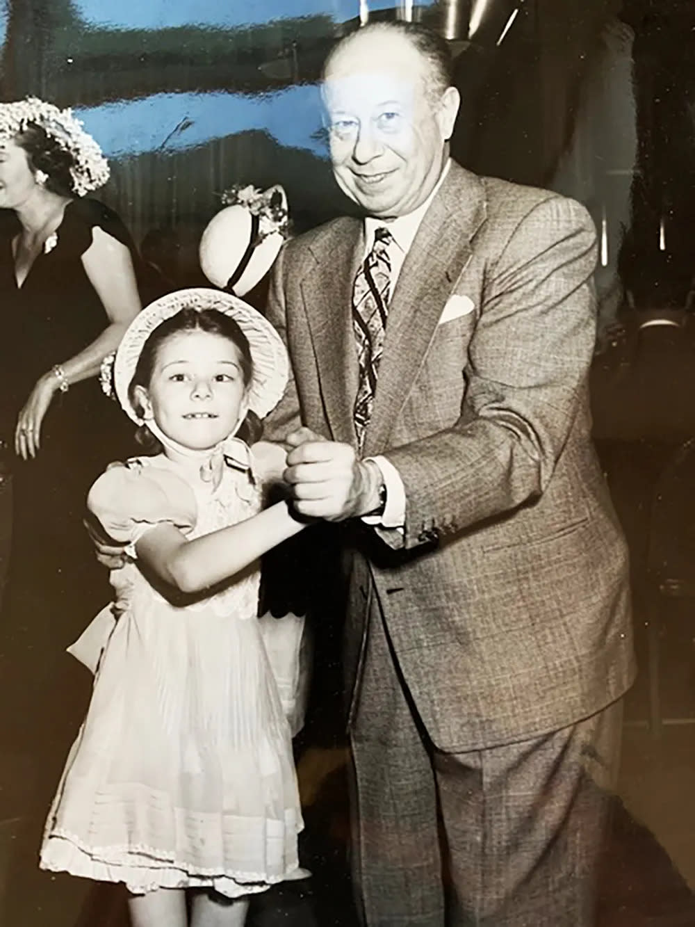 Bert Lahr dancing with Jane Lahr