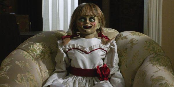 Annabelle se vuelve tendencia y aterroriza a internautas por la noticia de que “escapó”