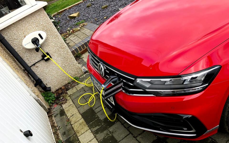 VW Passat GTE long-term test - charging