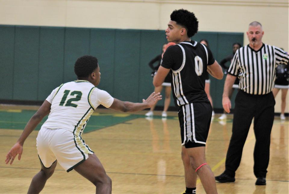 Lakota East guard Trey Perry (0) is one of the top players in Cincinnati.