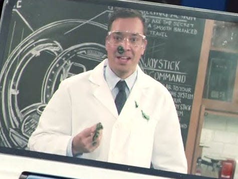 jimmy fallon jurassic world cameo