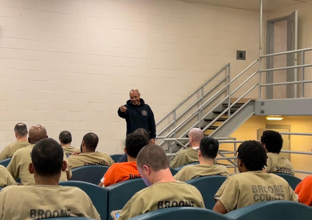 Broome County Undersheriff Sam Davis teaches a course on self-management at the Broome County jail.